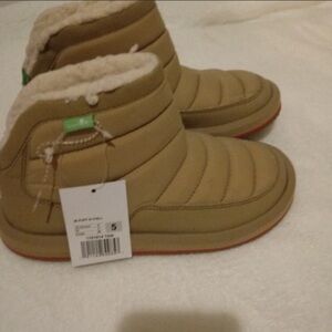 Sanuk and Puff Winter boots